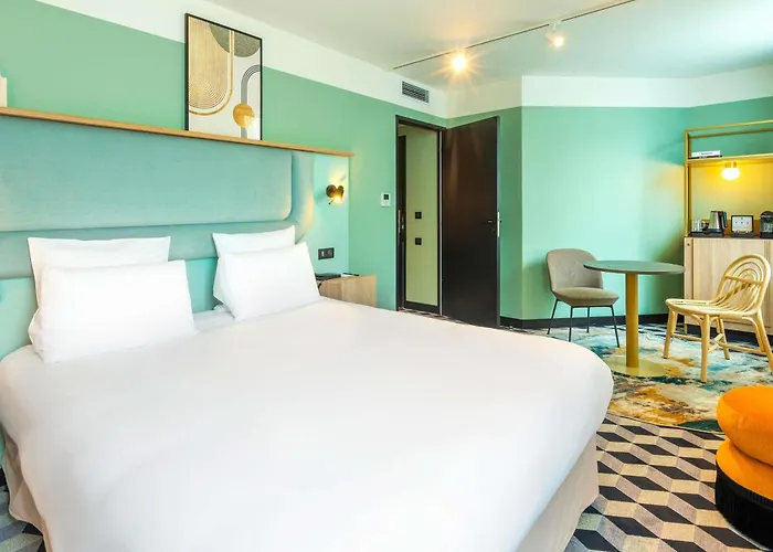 Le Splendid Hotel Lac D'Annecy - Handwritten Collection